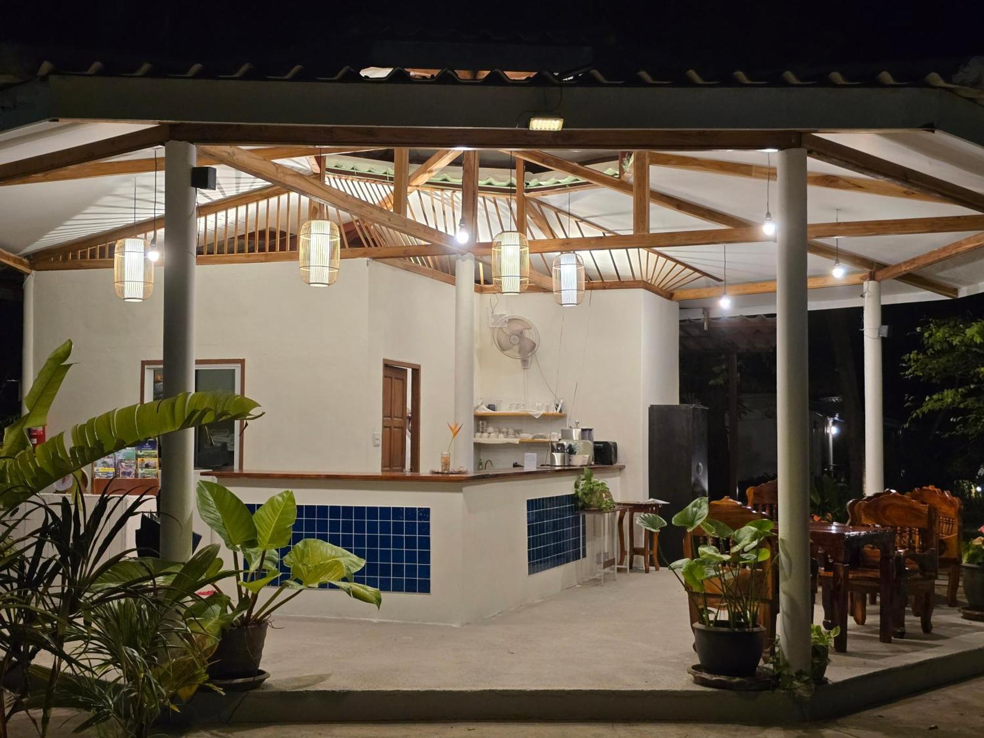 The Blue Gecko Hotel Koh Lanta Ngoại thất bức ảnh